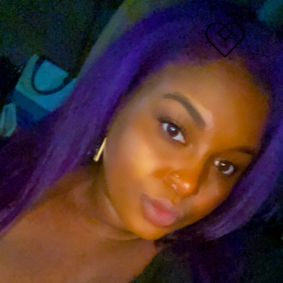 Meet your Posher, Sadia J. - Picture 3 of 3